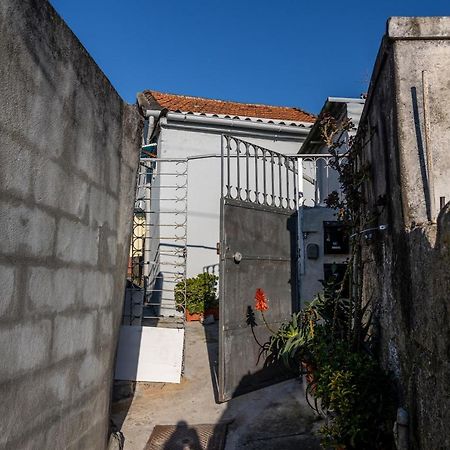 House On A Rustic Island At Campanha Trainstation Apartment ปอร์โต ภายนอก รูปภาพ